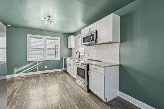 995 E 17th Avenue, Columbus, OH 43211