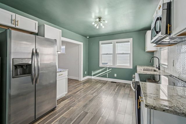 995 E 17th Avenue, Columbus, OH 43211