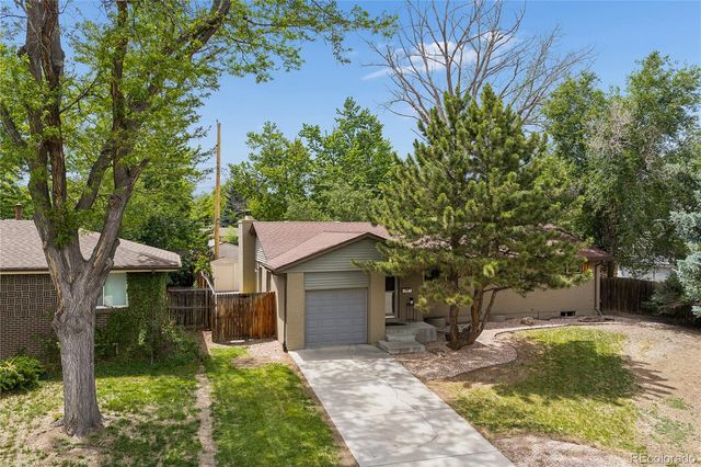 1521 S Carr Street, Lakewood, CO 80232