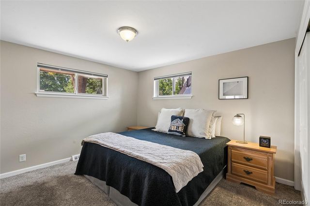 1521 S Carr Street, Lakewood, CO 80232