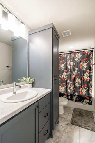 418 Lionheart Drive, Horace, ND 58047