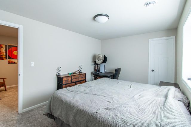 418 Lionheart Drive, Horace, ND 58047