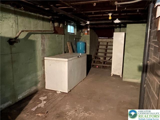 153 Moorestown Drive, Moore Twp, PA 18014