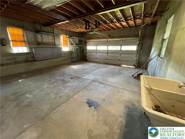 153 Moorestown Drive, Moore Twp, PA 18014