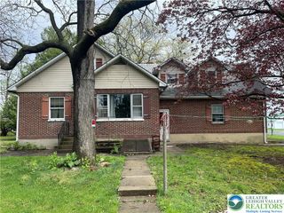 153 Moorestown Drive, Moore Twp, PA 18014