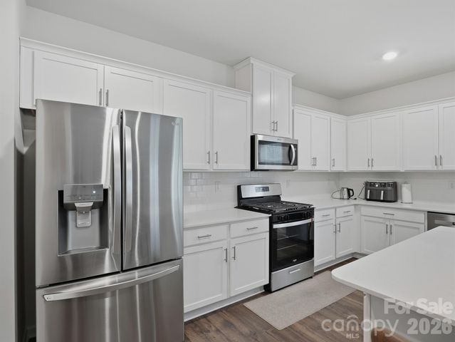 10971 Claystone Drive, Davidson, NC 28036