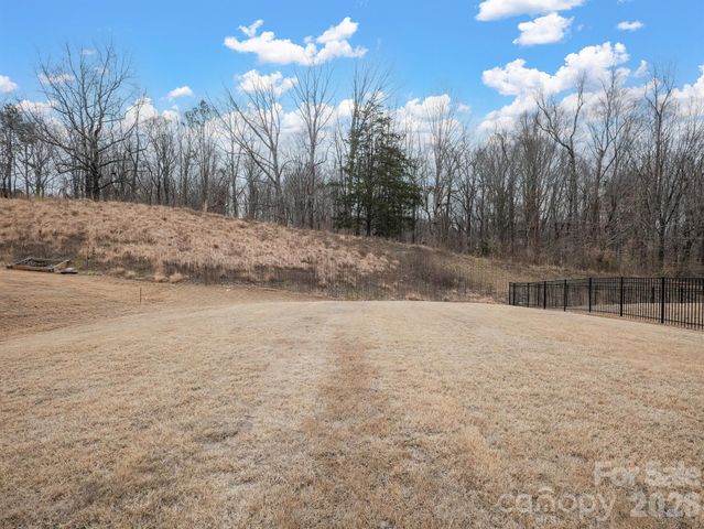 10971 Claystone Drive, Davidson, NC 28036