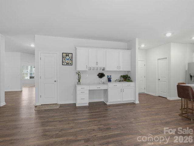10971 Claystone Drive, Davidson, NC 28036
