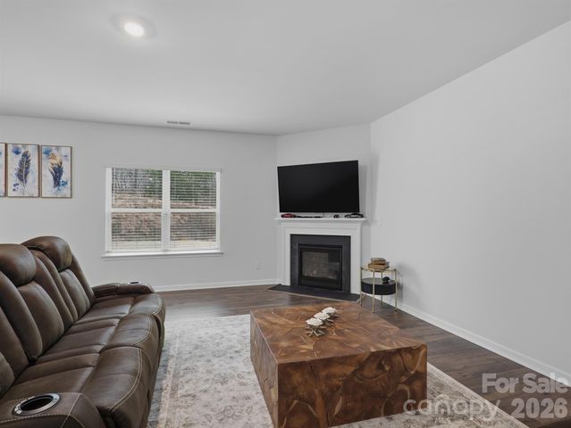 10971 Claystone Drive, Davidson, NC 28036