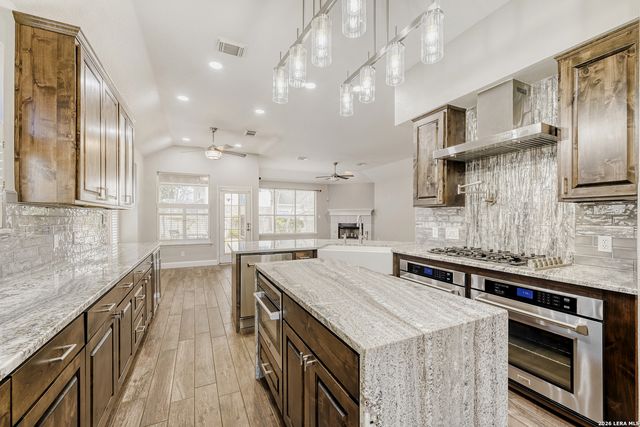 3111 Fall Crest, San Antonio, TX 78247