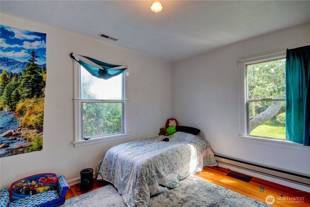 1408 S 12th Street, Mount Vernon, WA 98274