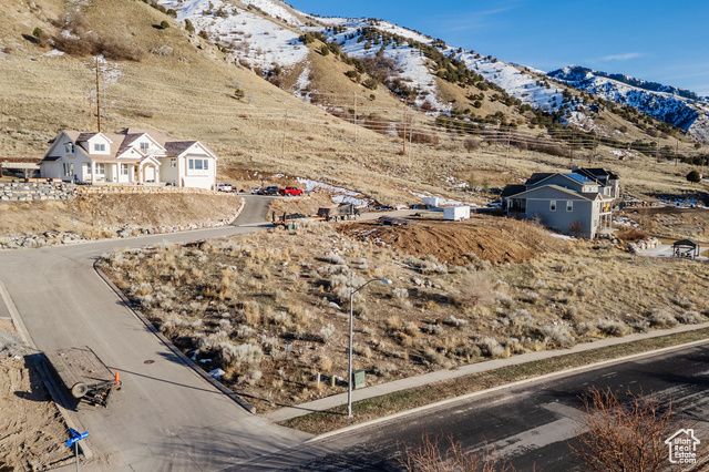 1465 N Stonecrest Ln Unit 14, Logan, UT 84341