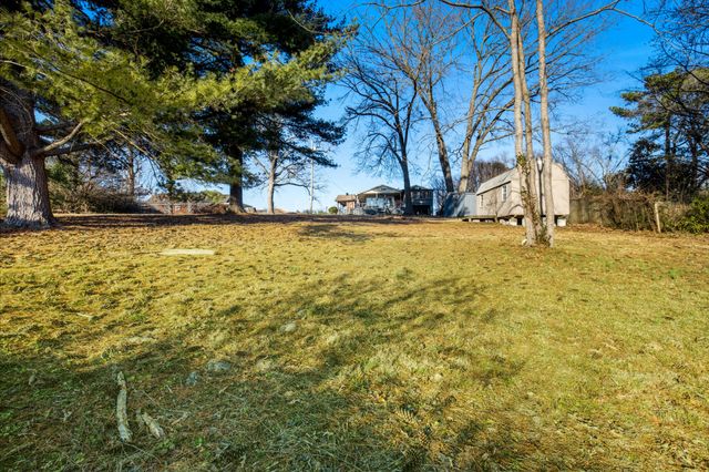 2209 Ruth St, Springfield, TN 37172