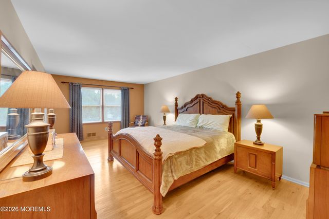 20 Marshall Drive, Ocean Twp, NJ 07712