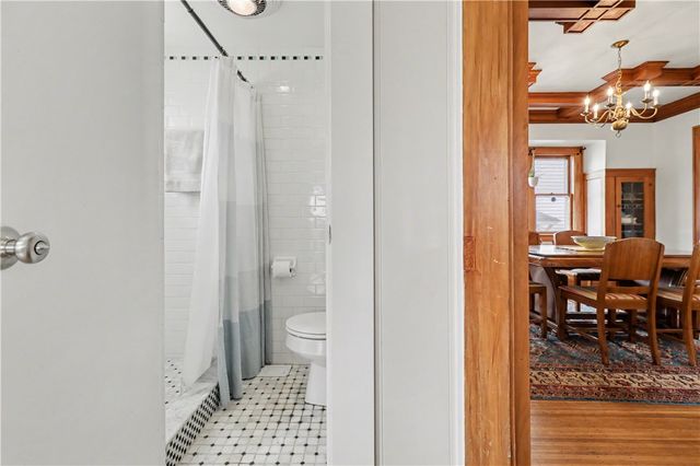 39 Westchester Avenue, Rochester, NY 14609