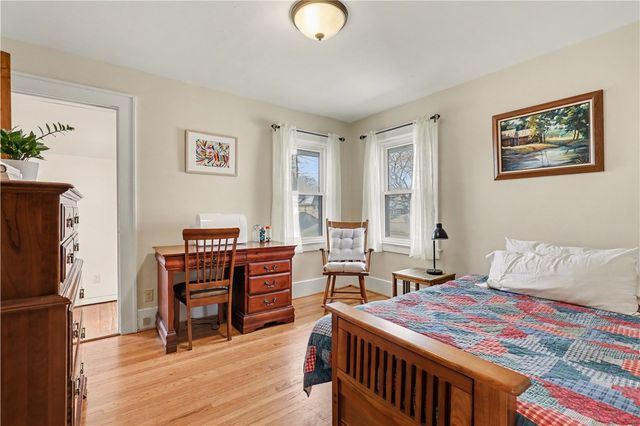 39 Westchester Avenue, Rochester, NY 14609