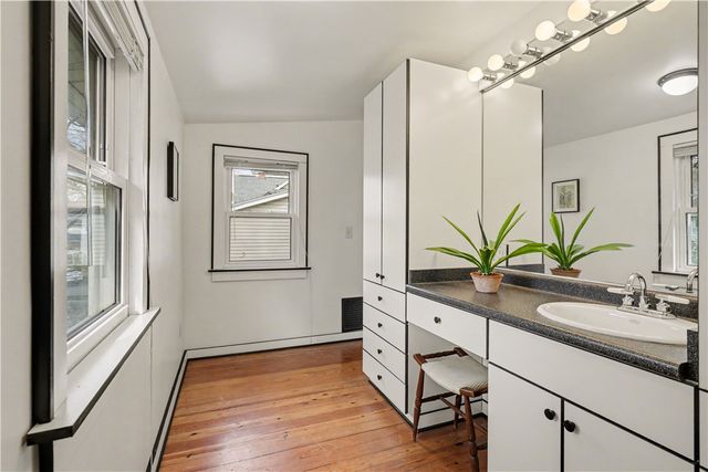 39 Westchester Avenue, Rochester, NY 14609