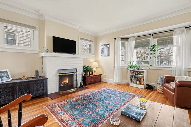 39 Westchester Avenue, Rochester, NY 14609