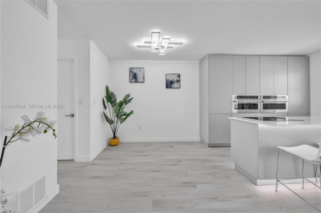 1720 Jefferson St 511, Hollywood, FL 33020