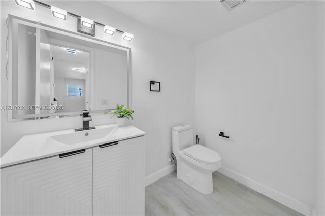 1720 Jefferson St 511, Hollywood, FL 33020