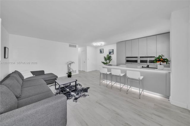 1720 Jefferson St 511, Hollywood, FL 33020