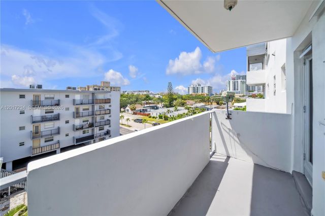 1720 Jefferson St 511, Hollywood, FL 33020