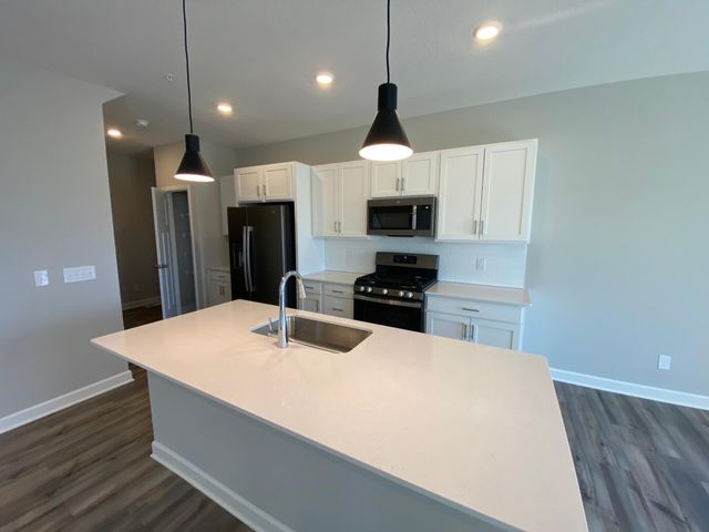 188 Jean Avenue N, Lake Elmo, MN 55042