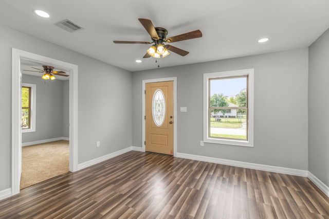 5210 Pickfair Street, Houston, TX 77026