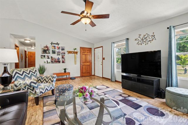 4432 Bennett Road, Morganton, NC 28655