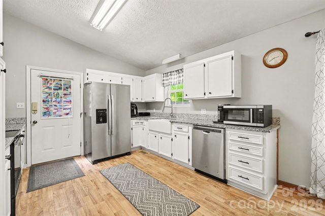4432 Bennett Road, Morganton, NC 28655