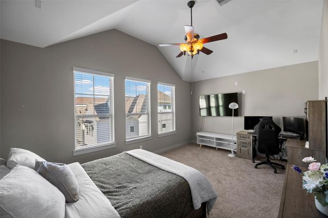 1129 Beasley Hills Lane, Houston, TX 77008