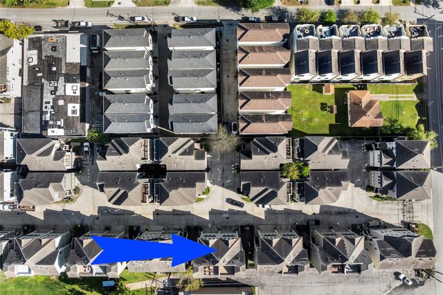 1129 Beasley Hills Lane, Houston, TX 77008