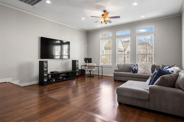 1129 Beasley Hills Lane, Houston, TX 77008