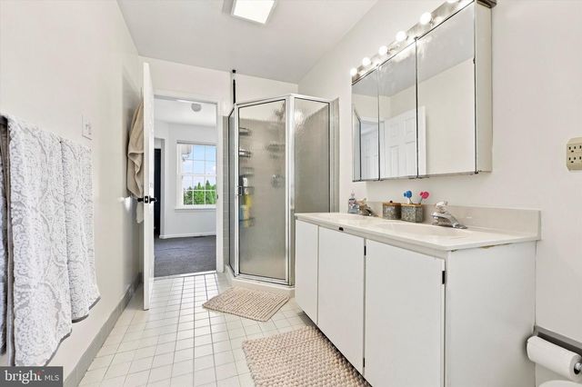 111 WESTON CT, North Wales, PA 19454