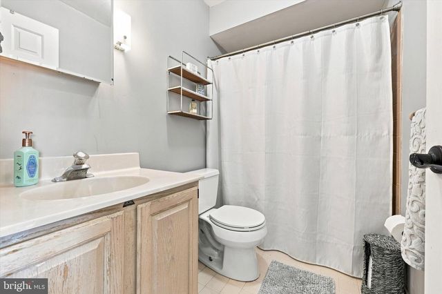 111 WESTON CT, North Wales, PA 19454