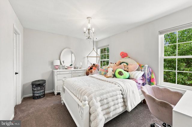 111 WESTON CT, North Wales, PA 19454