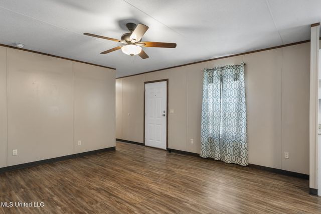 19815 Red Oak Rd, Saucier, MS 39574