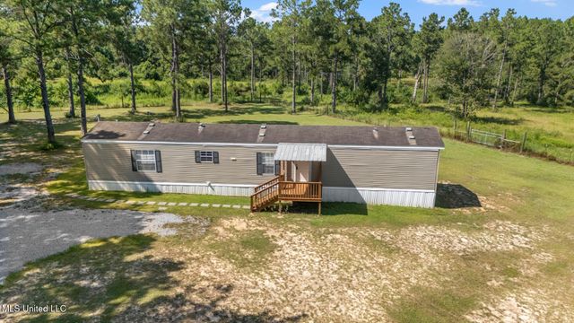 19815 Red Oak Rd, Saucier, MS 39574