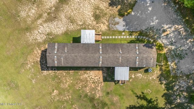 19815 Red Oak Rd, Saucier, MS 39574