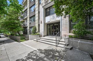 98-25 64th Road 5E, Rego Park, NY 11374