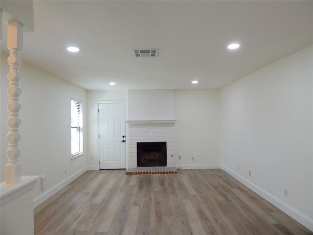 101 Clearday DR 104, Austin, TX 78745