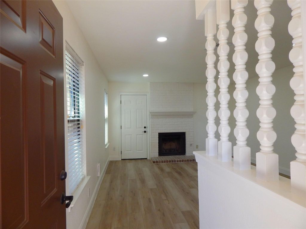 101 Clearday DR 104, Austin, TX 78745