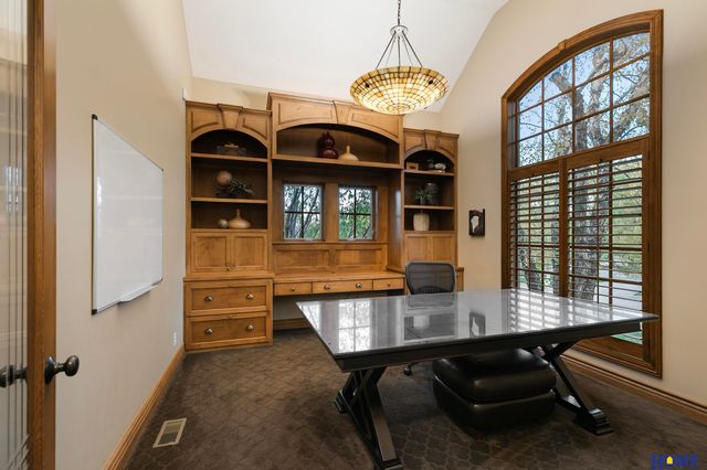 6521 Winding Ridge Court, Lincoln, NE 68512