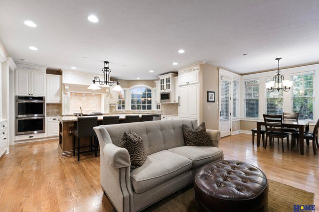 6521 Winding Ridge Court, Lincoln, NE 68512