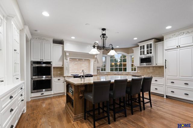 6521 Winding Ridge Court, Lincoln, NE 68512