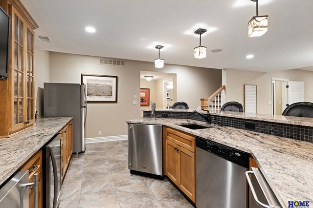 6521 Winding Ridge Court, Lincoln, NE 68512