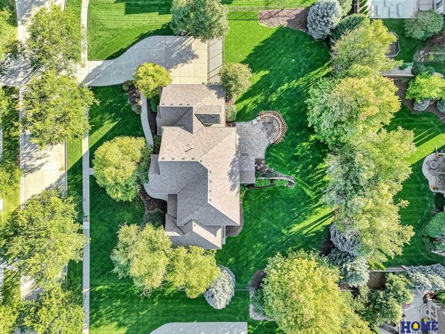 6521 Winding Ridge Court, Lincoln, NE 68512