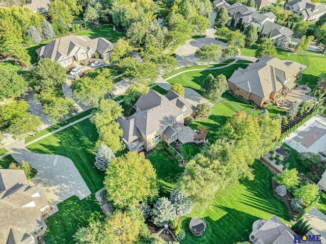 6521 Winding Ridge Court, Lincoln, NE 68512