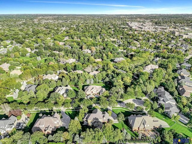 6521 Winding Ridge Court, Lincoln, NE 68512