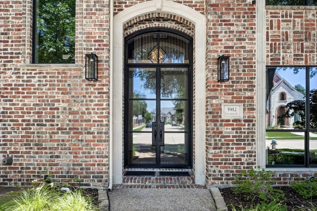 5912 Lindfield Court, Plano, TX 75093